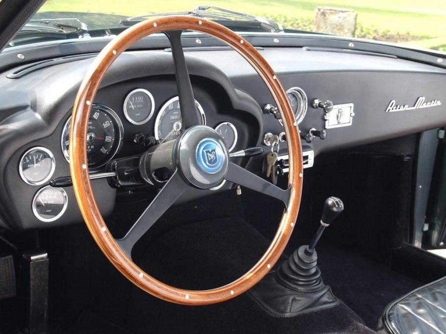 Торпедо Aston Martin DB4 GTZ (0181/L) 1961 года  (фото 9 из 19)